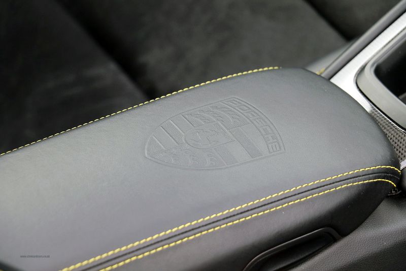 Porsche 991 Turbo S Coupe PDK