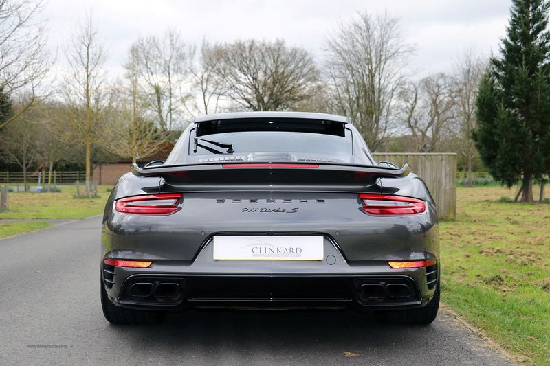 Porsche 991 Turbo S Coupe PDK