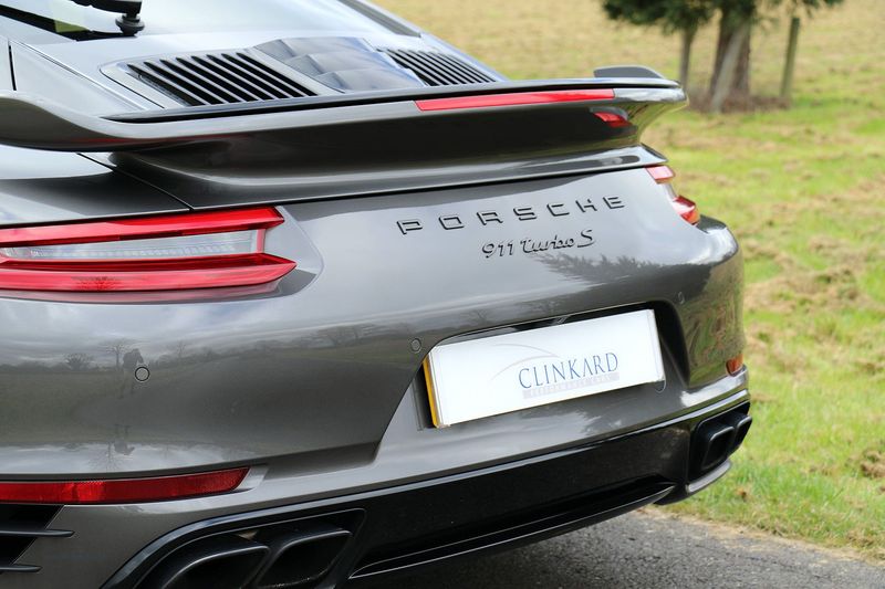 Porsche 991 Turbo S Coupe PDK