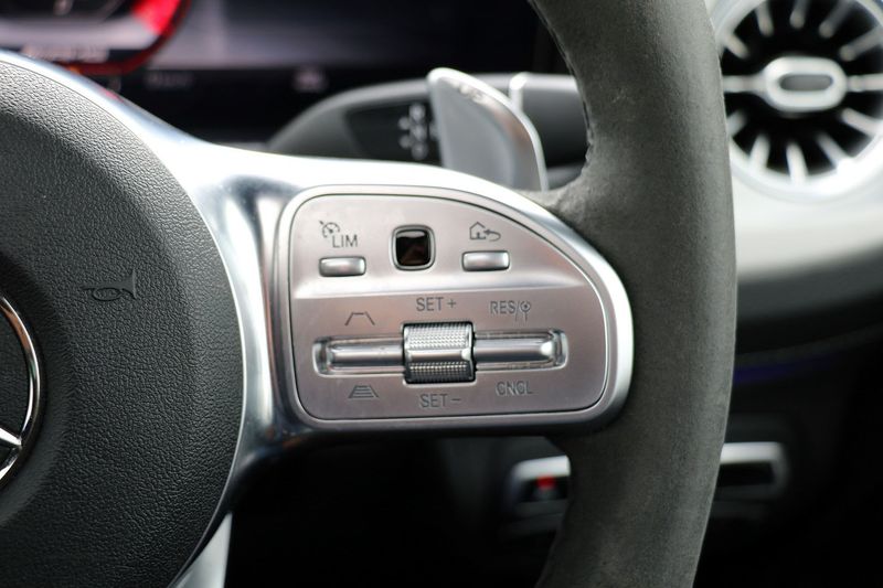 Mercedes G63 AMG V8 Twin Turbo