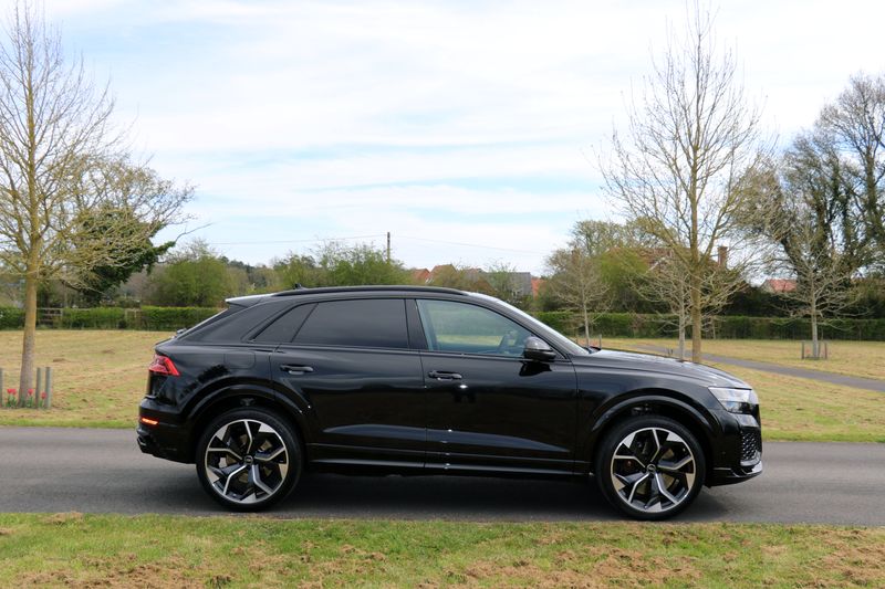 Audi RSQ8 Quattro Vorsprung