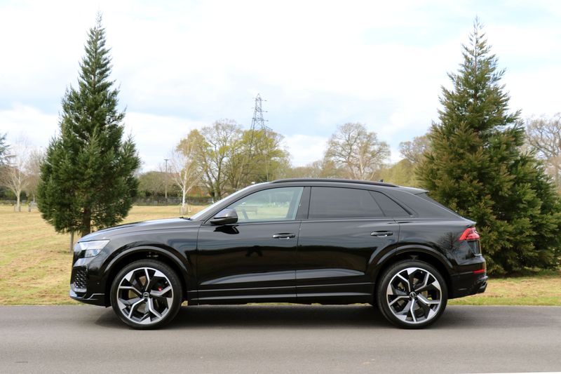 Audi RSQ8 Quattro Vorsprung