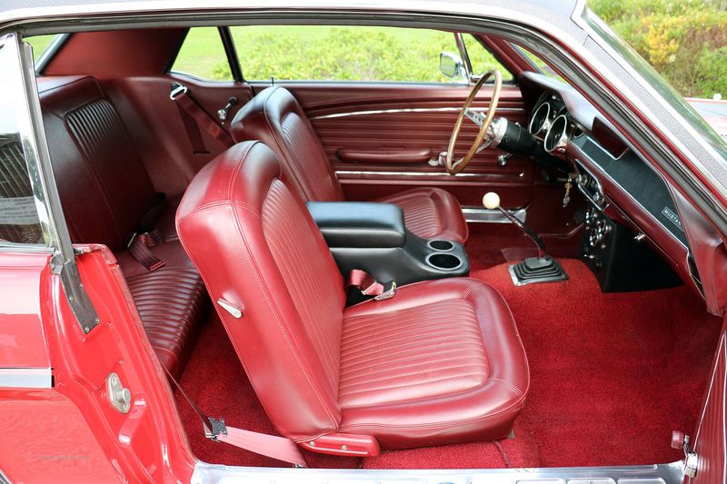 Ford Mustang 289 Hard Top with Special Preparation