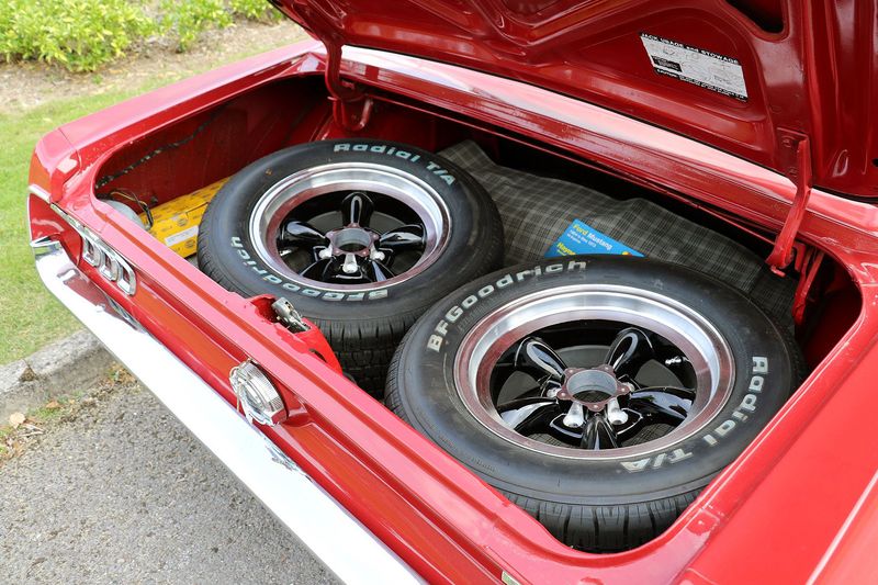 Ford Mustang 289 Hard Top with Special Preparation
