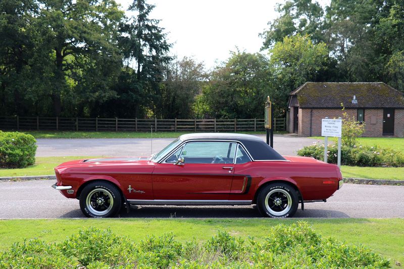 Ford Mustang 289 Hard Top with Special Preparation
