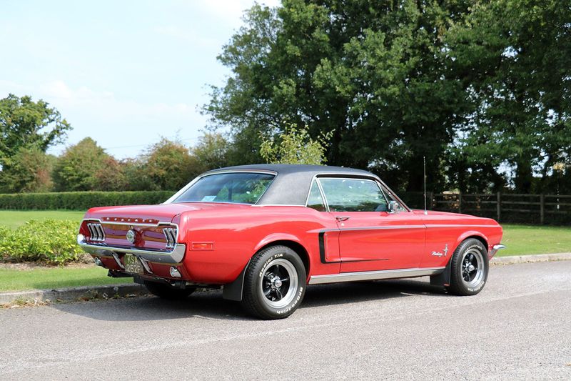 Ford Mustang 289 Hard Top with Special Preparation
