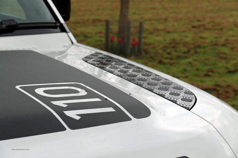 Landrover Defender 110 2.0 SD4 Auto