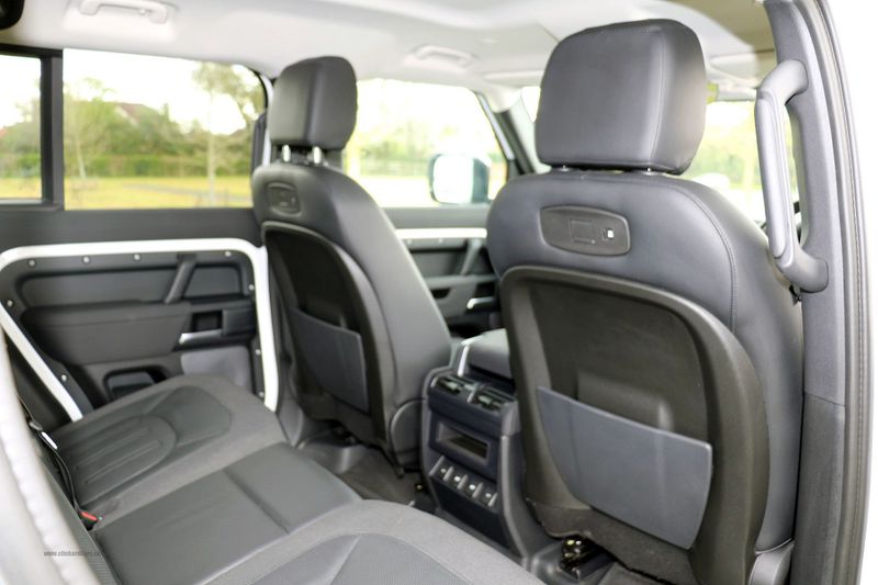 Landrover Defender 110 2.0 SD4 Auto