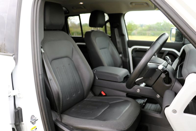Landrover Defender 110 2.0 SD4 Auto