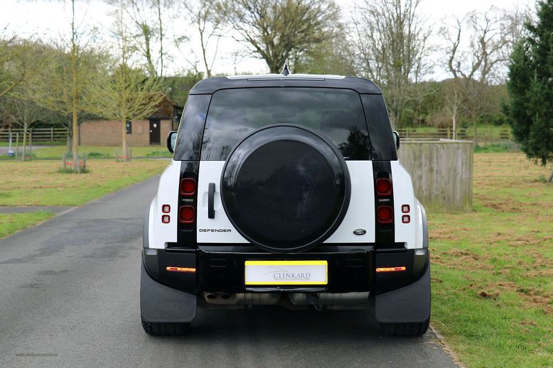 Landrover Defender 110 2.0 SD4 Auto