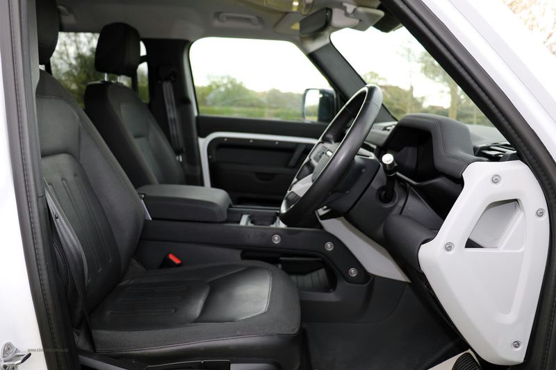 Landrover Defender 110 2.0 SD4 Auto