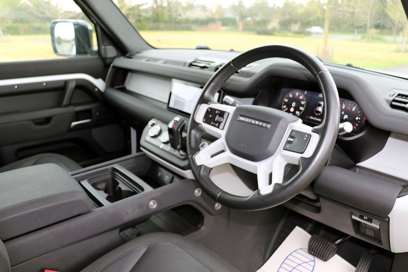 Landrover Defender 110 2.0 SD4 Auto