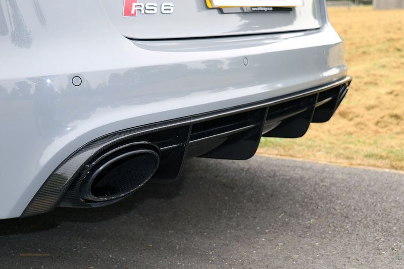 Audi RS6 Performance
