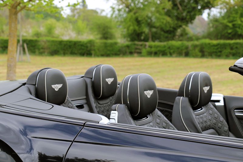 Bentley Continental GTC 635 Mulliner Centenary and Touring Specification