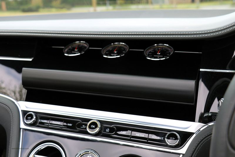 Bentley Continental GTC 635 Mulliner Centenary and Touring Specification