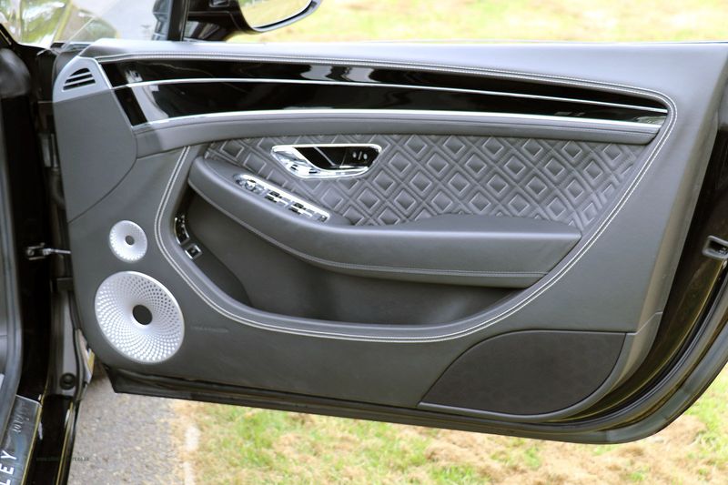 Bentley Continental GTC 635 Mulliner Centenary and Touring Specification