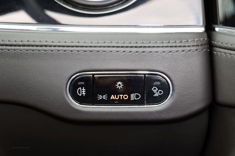 Bentley Continental GTC 635 Mulliner Centenary and Touring Specification