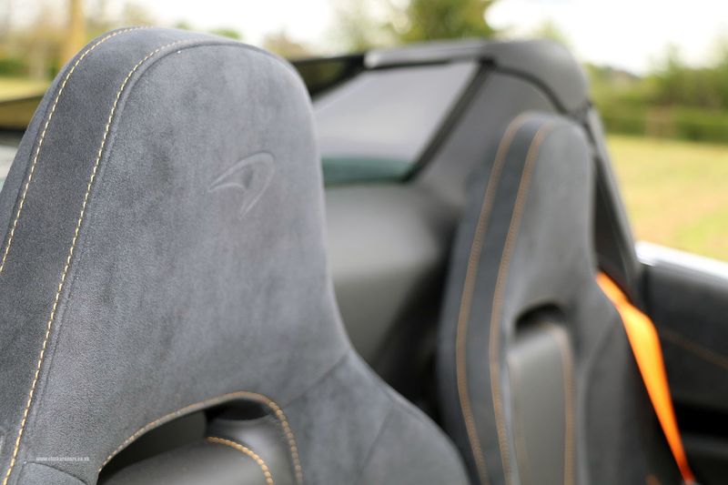 McLaren 720S Performance