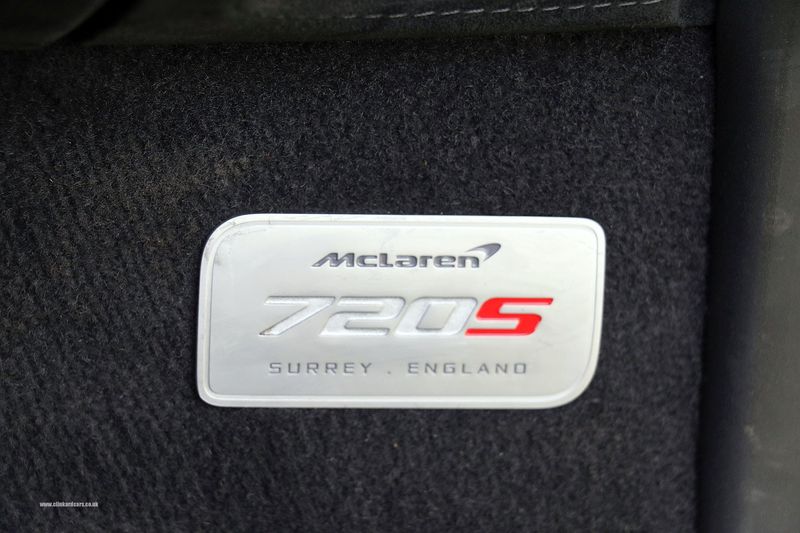 McLaren 720S Performance