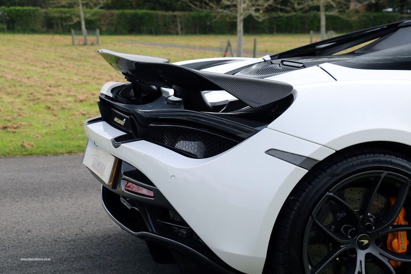 McLaren 720S Performance