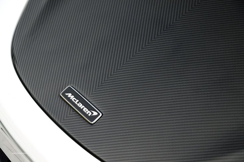 McLaren 720S Performance