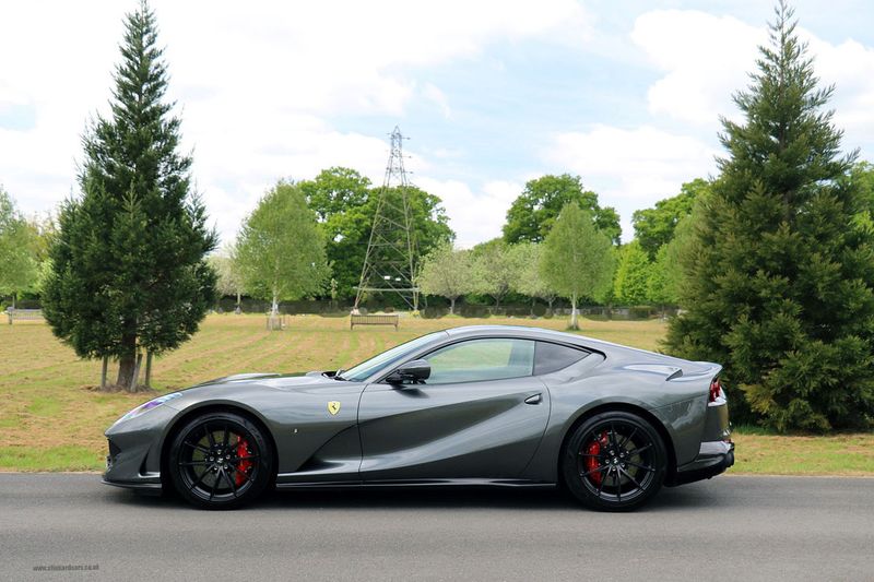 Ferrari 812 Superfast 6.5 V12