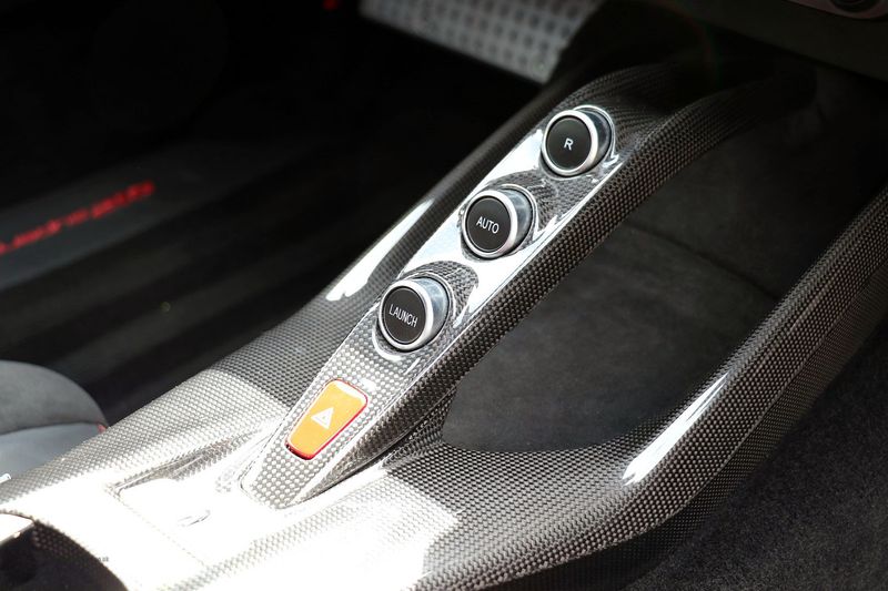 Ferrari 812 Superfast 6.5 V12