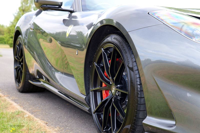 Ferrari 812 Superfast 6.5 V12