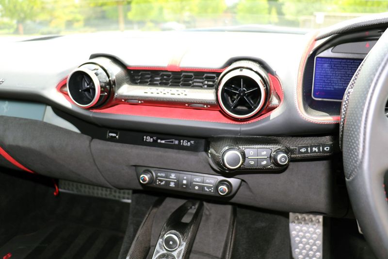 Ferrari 812 Superfast 6.5 V12