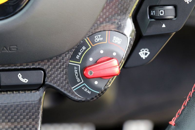 Ferrari 812 Superfast 6.5 V12