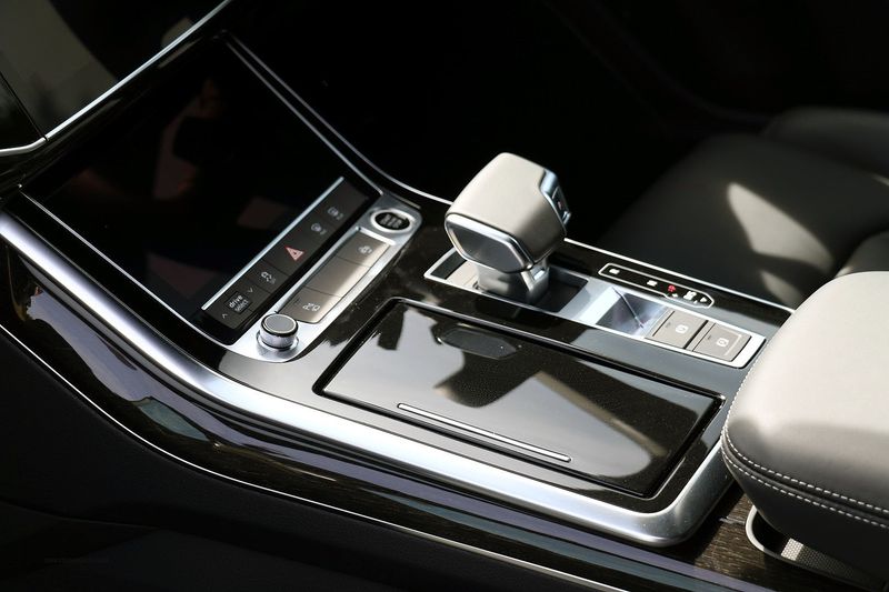 Audi Q7 5.0 TDi S Line Black Edition MHEV Quattro