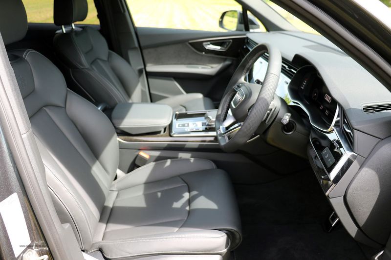 Audi Q7 5.0 TDi S Line Black Edition MHEV Quattro