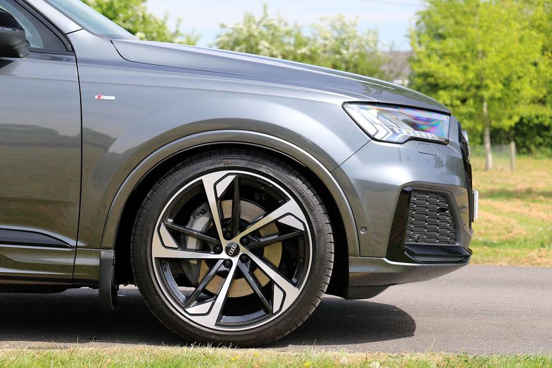 Audi Q7 5.0 TDi S Line Black Edition MHEV Quattro