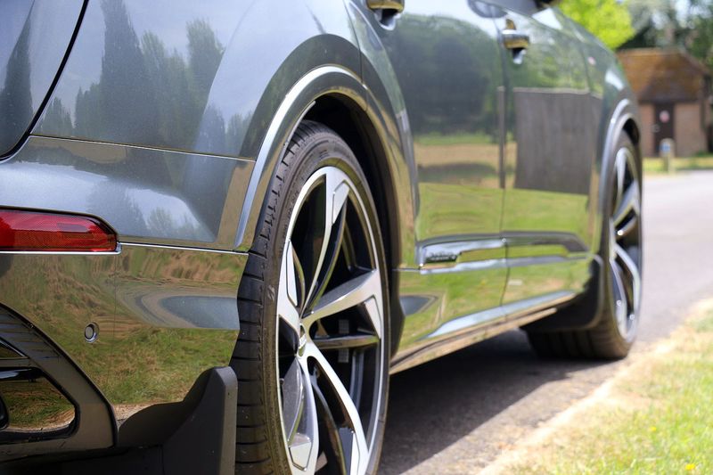 Audi Q7 5.0 TDi S Line Black Edition MHEV Quattro