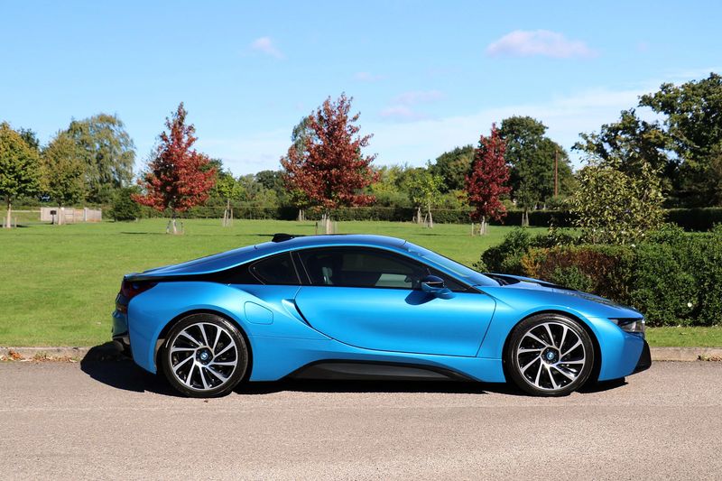 BMW i8 Coupe