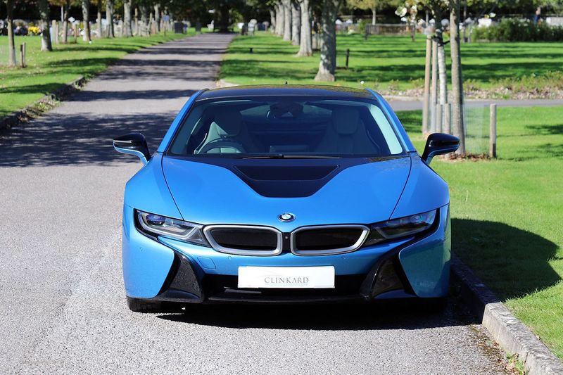 BMW i8 Coupe