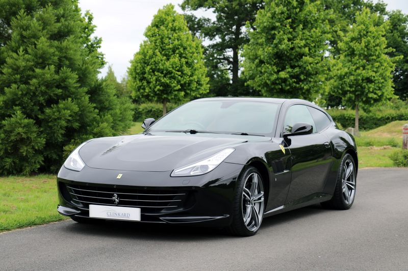 Ferrari GTC4Lusso V12