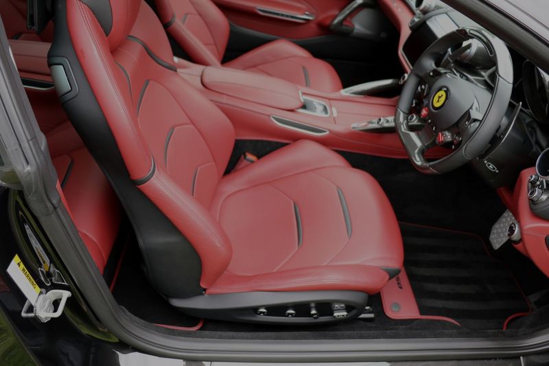 Ferrari GTC4Lusso V12