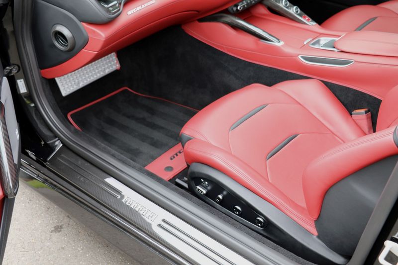 Ferrari GTC4Lusso V12