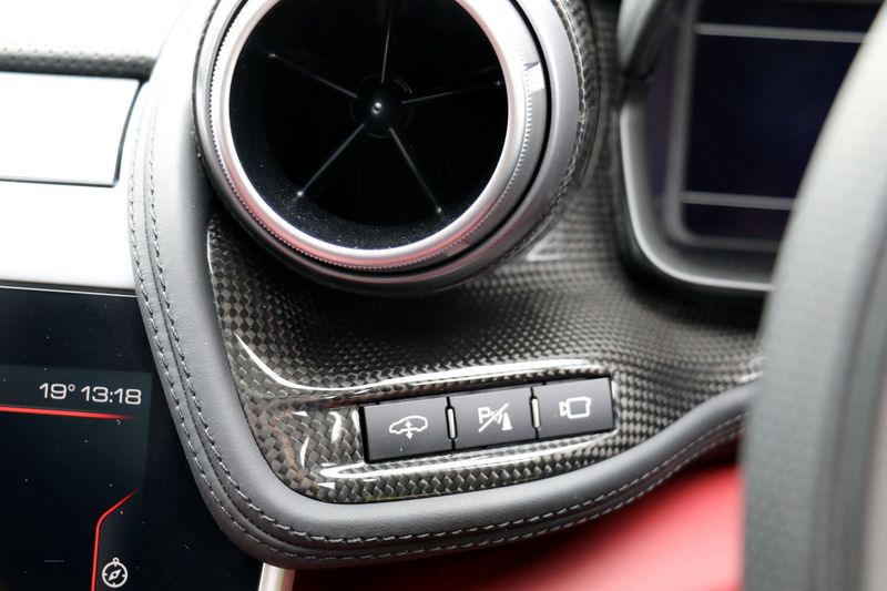 Ferrari GTC4Lusso V12