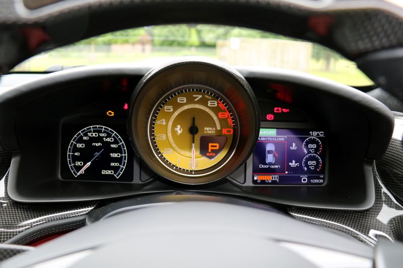 Ferrari GTC4Lusso V12