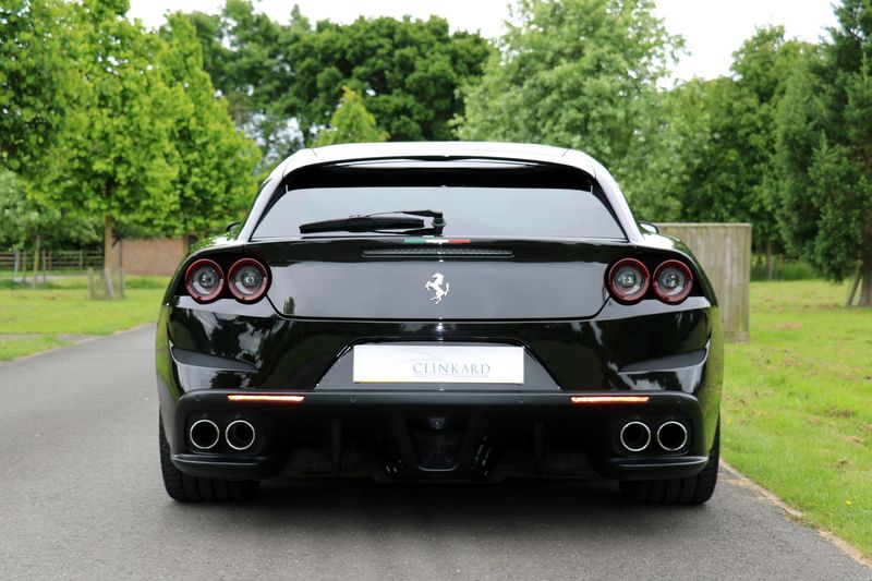 Ferrari GTC4Lusso V12
