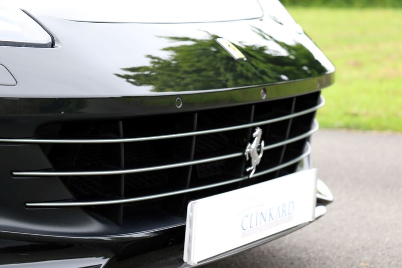 Ferrari GTC4Lusso V12