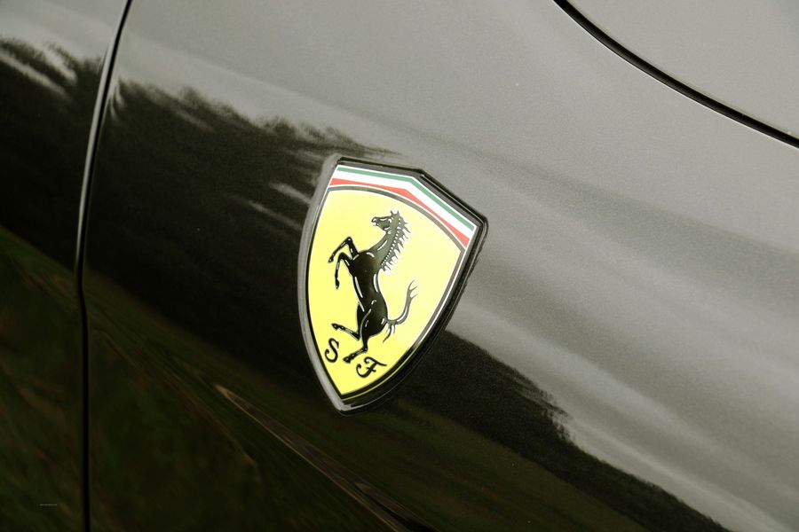 Ferrari GTC4Lusso V12