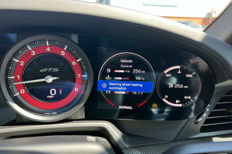 Porsche 992 Targa 4 GTS PDK