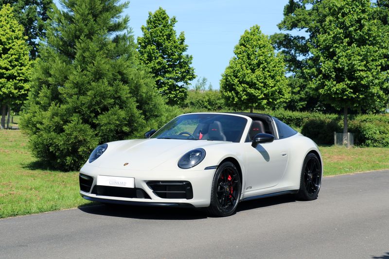 Porsche 992 Targa 4 GTS PDK