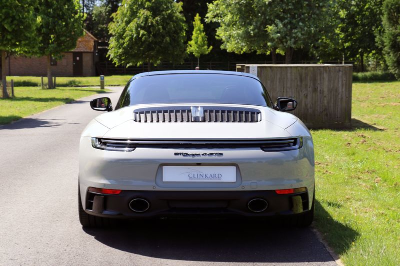 Porsche 992 Targa 4 GTS PDK