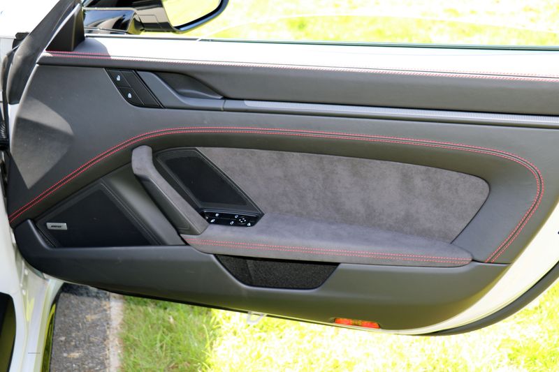 Porsche 992 Targa 4 GTS PDK