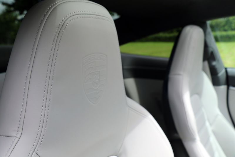 Porsche 992 Turbo Coupe PDK