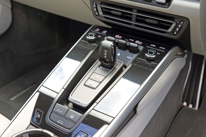 Porsche 992 Turbo Coupe PDK